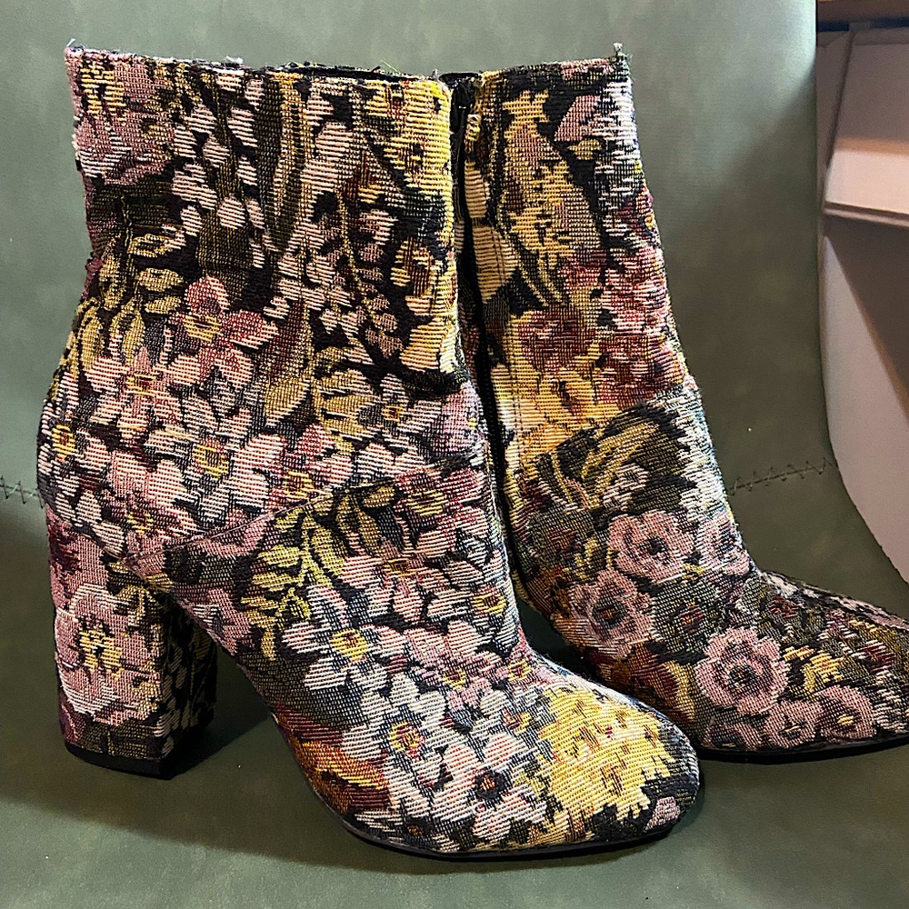 Urban Outfitters Floral Patterned Booties
